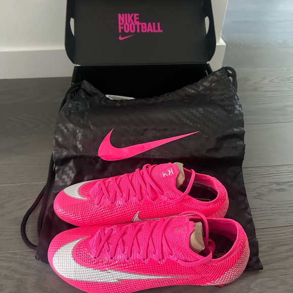 Nike - Vapor 13 Elite KM FG - size 7 (M) / 8.5 (W) - Picture 8 of 11